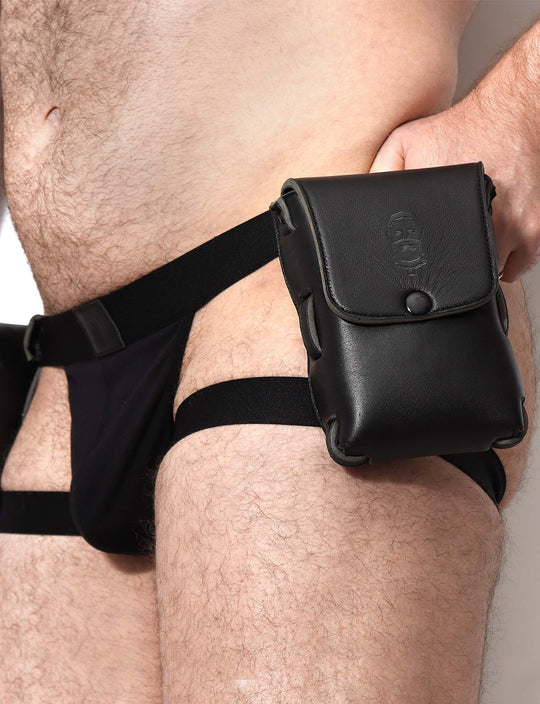 Clip-on Leather Pouch - Black